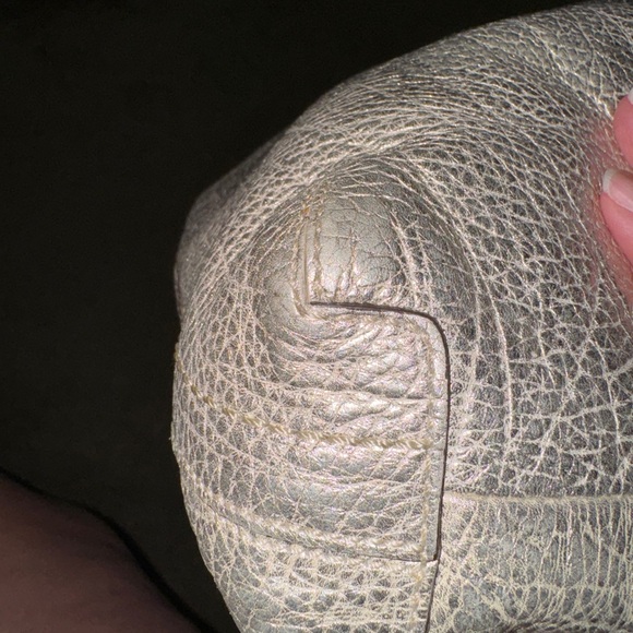 Coach Sophie Duffel 12503 Metallic Gold
Leather - Picture 7 of 9